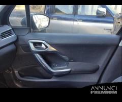 Pannello porta ant dx PEUGEOT 2008 HDI del 2016