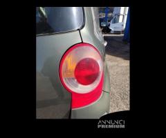 Fanale posteriore destro RENAULT MODUS del 2005