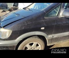 Parafango sinistro OPEL ZAFIRA del 2002