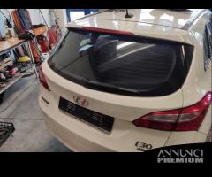 Portellone nudo HYUNDAI I30 del 2013 - 6