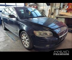 Ricambi VOLVO V50 1997cc diesel del 2006