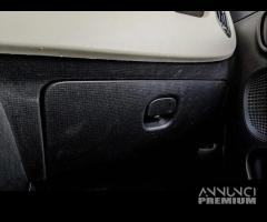 Cassetto portaoggetti FIAT PANDA del 2014