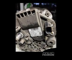 Alternatore RENAULT CLIO 898cc benzina del 2016