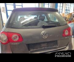 Portellone nudo VOLKSWAGEN PASSAT del 2008