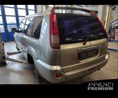 Ricambi NISSAN X-TRAIL 4X4 2184cc diesel del 2005