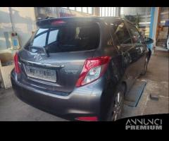 Ricambi TOYOTA YARIS 1329cc benzina del 2012