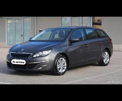 Peugeot 308 BlueHDi 120 in arrivo