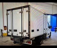 Renault Master 3 posti FRIGO 2019 in arrivo