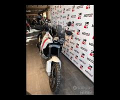 Ducati Desert X 950 patente A2 35kw