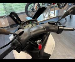 Yamaha Tricity 155 km 1524 tua da 80,00 al mese - 9