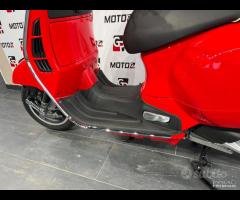 Piaggio Vespa Gts Super 300 Red km 370 - 13