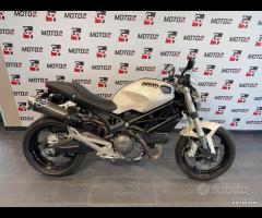 Ducati Monster 696 plus pari a nuova tua da 90