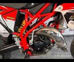 Moto Suzuki Valenti Motard n01 50 pronta consegna