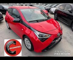 Toyota Aygo 1.0 VVT-i 72 CV 5 porte x-play