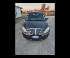 Lancia Ypsilon 1.3 MJT 75 CV neopatentati