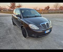 Lancia Ypsilon 1.3 MJT 75 CV neopatentati