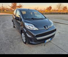 Peugeot 107 1.0 68CV 5p. Desir