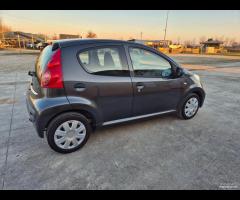 Peugeot 107 1.0 68CV 5p. Desir - 6