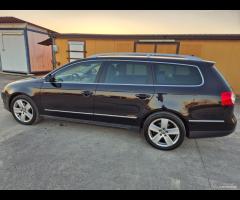 Volkswagen Passat 2.0 TDI 170CV DPF Var. DSG High. - 11