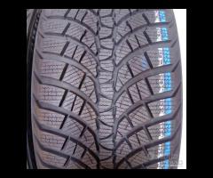 2 GOMME 235 40 18 KUMHO A36779