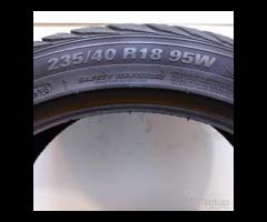 2 GOMME 235 40 18 KUMHO A36779 - 7