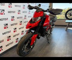 Ducati Hypermotard 950 Red tuo da 160 al mese - 9