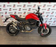 Ducati Monster 937 Red in pronta consegna