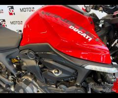 Ducati Monster 937 Red in pronta consegna