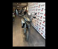 Ducati Multistrada V4 S cerchi a raggi