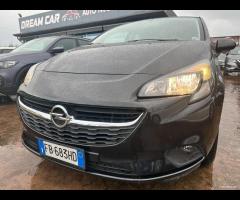 Opel Corsa 1.4 90CV 5 porte b-Color