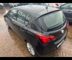 Opel Corsa 1.4 90CV 5 porte b-Color