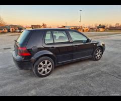 Volkswagen Golf 1.9 TDI/101 CV cat 5p. Time - 6