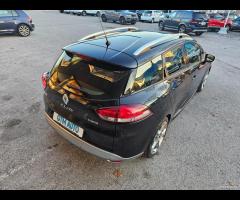 Renault Clio Sporter 1.2 TCe 120CV EDC - 8