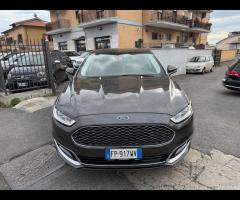 Ford Mondeo Hybrid 2.0 187cv eCVT 4 porte Vignale - 10