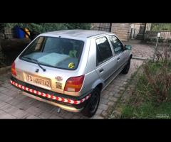 Ford Fiesta cambio rotto- prezzo trattabile