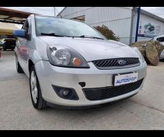 Ford Fiesta 1.4 TDCi 5p. Ghia