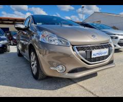 Peugeot 208 1.4 HDi 68 CV 5 porte Allure - 3