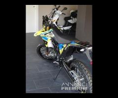 Suzuki Valenti Motard S01 50 - 9