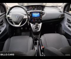 Lancia Ypsilon 1.0 firefly Hybrid Gold Plus