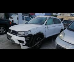 Ricambi VW Tiguan 2.0 D del 2017 motore DFG