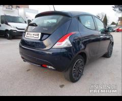 Ypsilon hybrid 2021