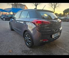 Hyundai i20 1.2 5 porte - OK Neopatentati