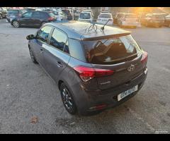 Hyundai i20 1.2 5 porte - OK Neopatentati