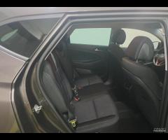 Hyundai Tucson 1.7 Crdi Xpossibile nav unico prop - 20