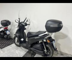 Kymco People 200i - 2022