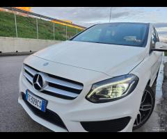 Mercedes-benz B 200 B 200 d Automatic Premium amg