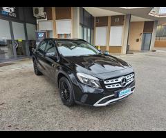 Mercedes-benz GLA 200 d Automatica - 10