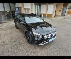 Mercedes-benz GLA 200 d Automatica - 11