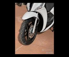 Kymco People S 125i ABS - 10