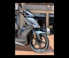 Kymco Agility 200i R16+ ABS - 10